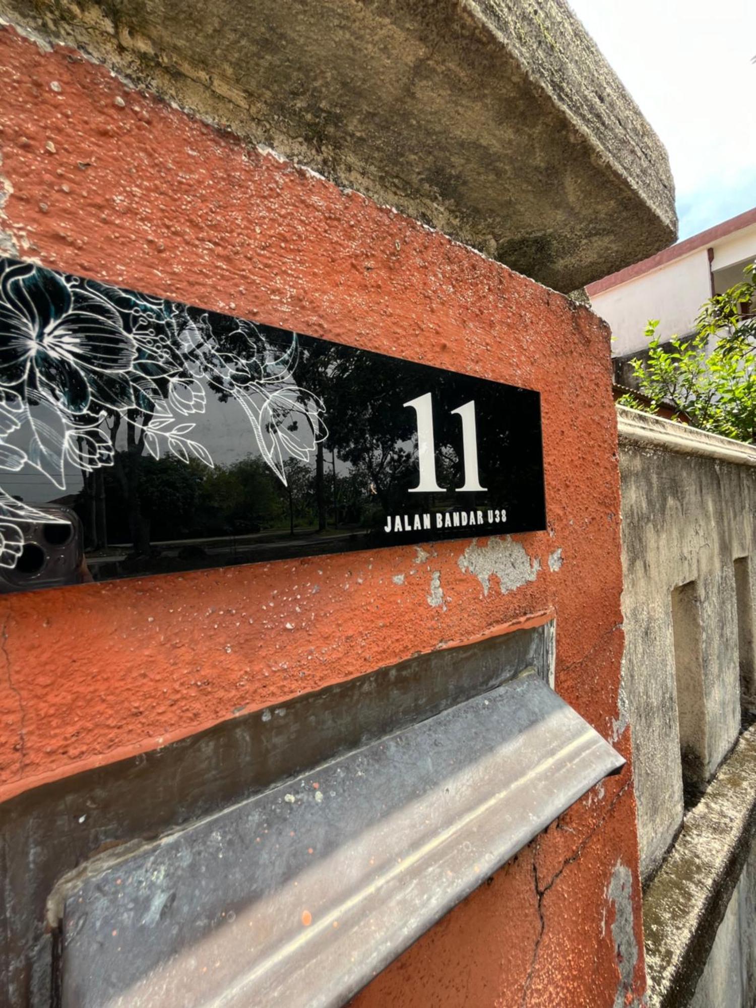 Solehah Homestay Seri Iskandar Ngoại thất bức ảnh